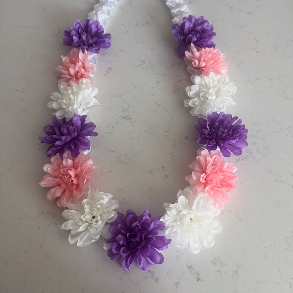 Baby Shower Lei/Gender Reveal/Baby Girl Lei/Special Occasion Lei/Birthday